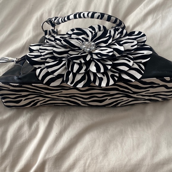 Brand New Hananel Purse - Picture 5 of 5